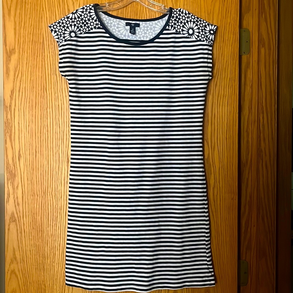 Casual knit dress